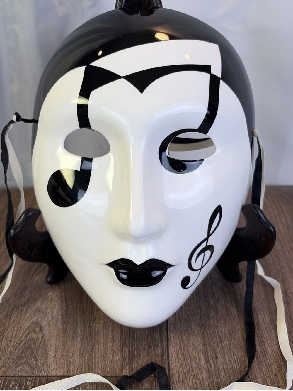 VTG 1985 Ceramic Shafford Black & White Face Mask Music Notes Japan Wall Hanging